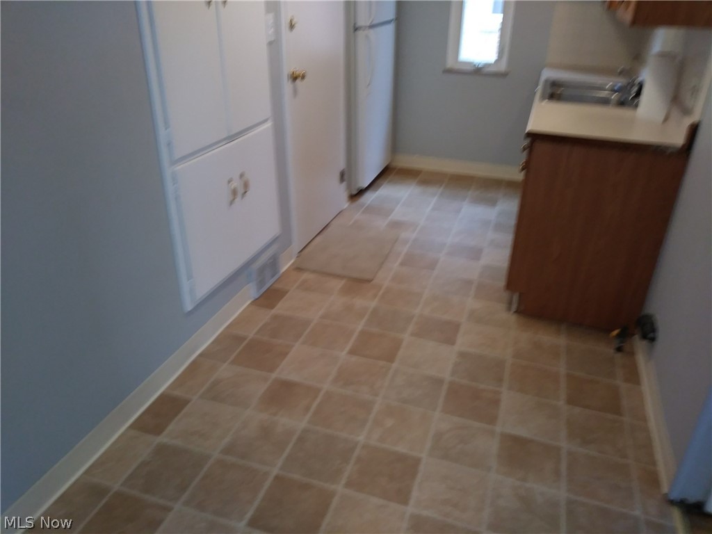 6296 State Road Cleveland, OH 44134 - Photo 6 of 24