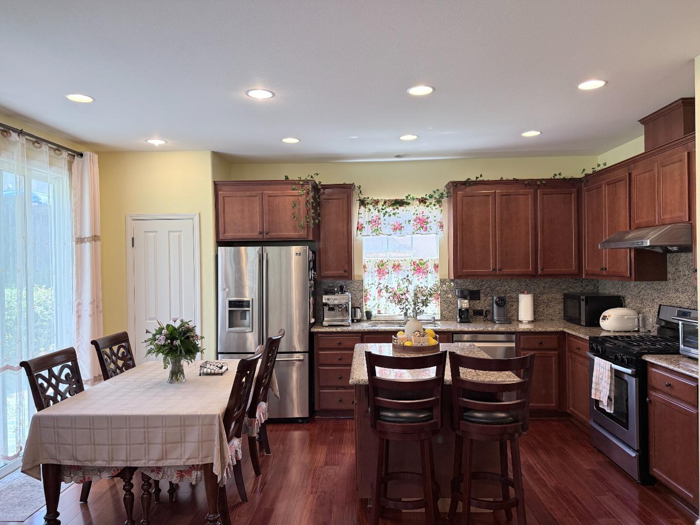 2245 Maidenhair Way San Ramon, CA 94582 - Photo 5 of 25