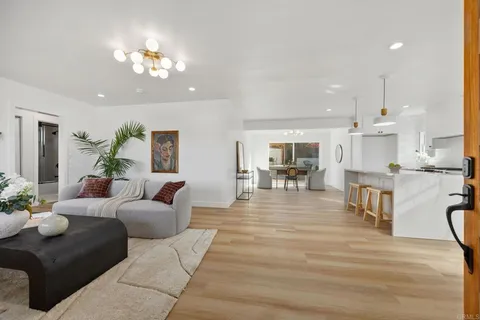 $1,675,000 | 426 South Nevada Street, Oceanside, CA 92054