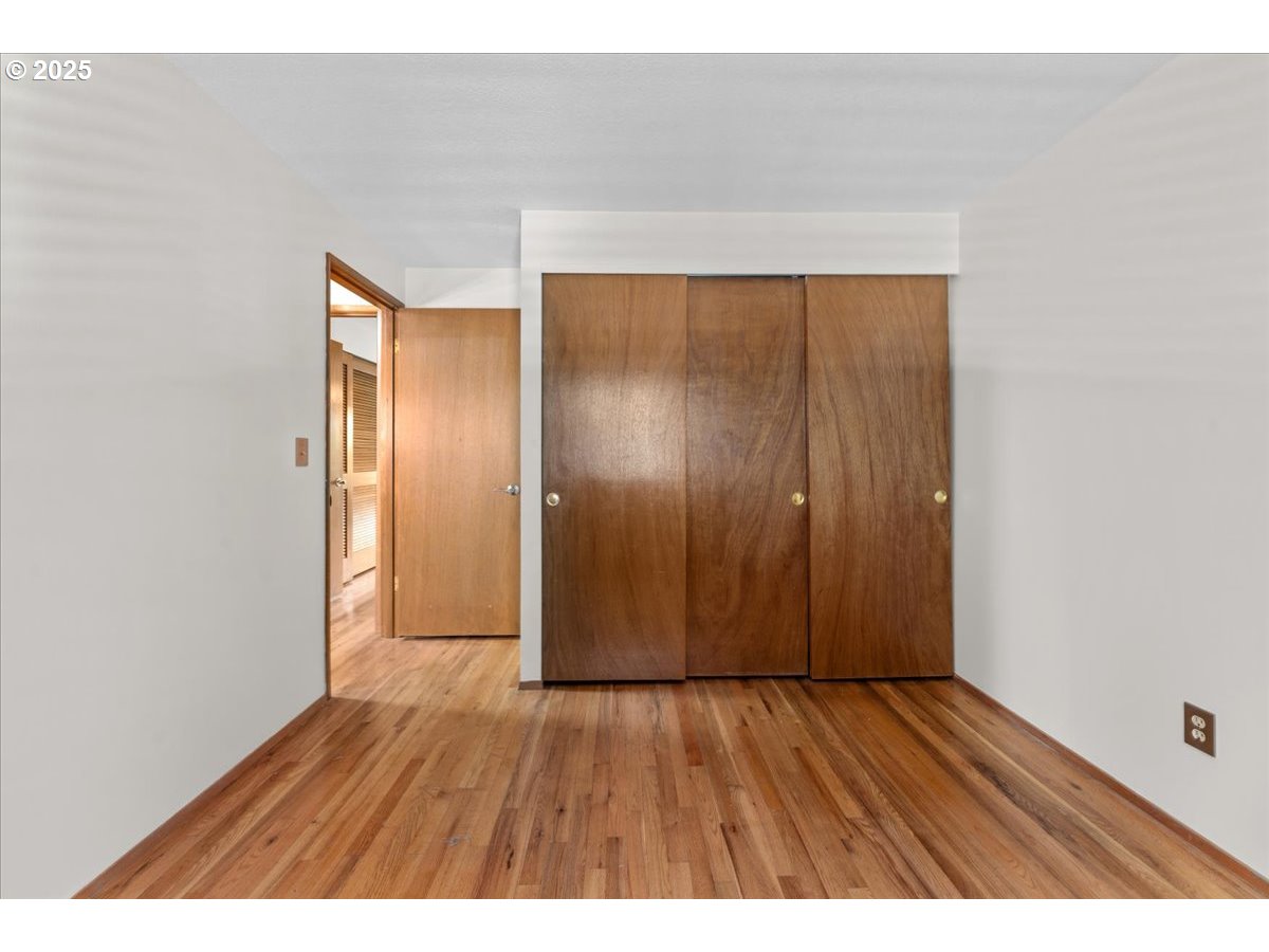 5206 Southwest Barclay Court Beaverton, OR 97005 - Photo 13 of 28 Bedroom