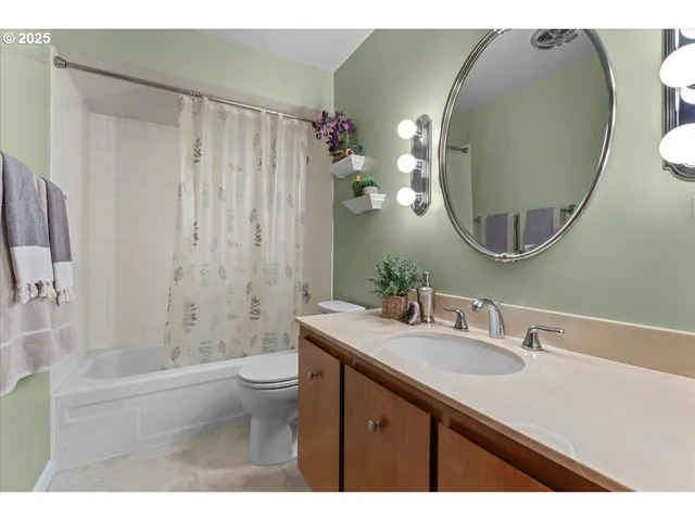 $350,000 | 5206 Southwest Barclay Court, Beaverton, OR 97005