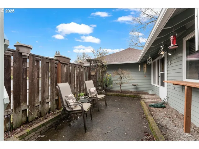 $350,000 | 5206 Southwest Barclay Court, Beaverton, OR 97005