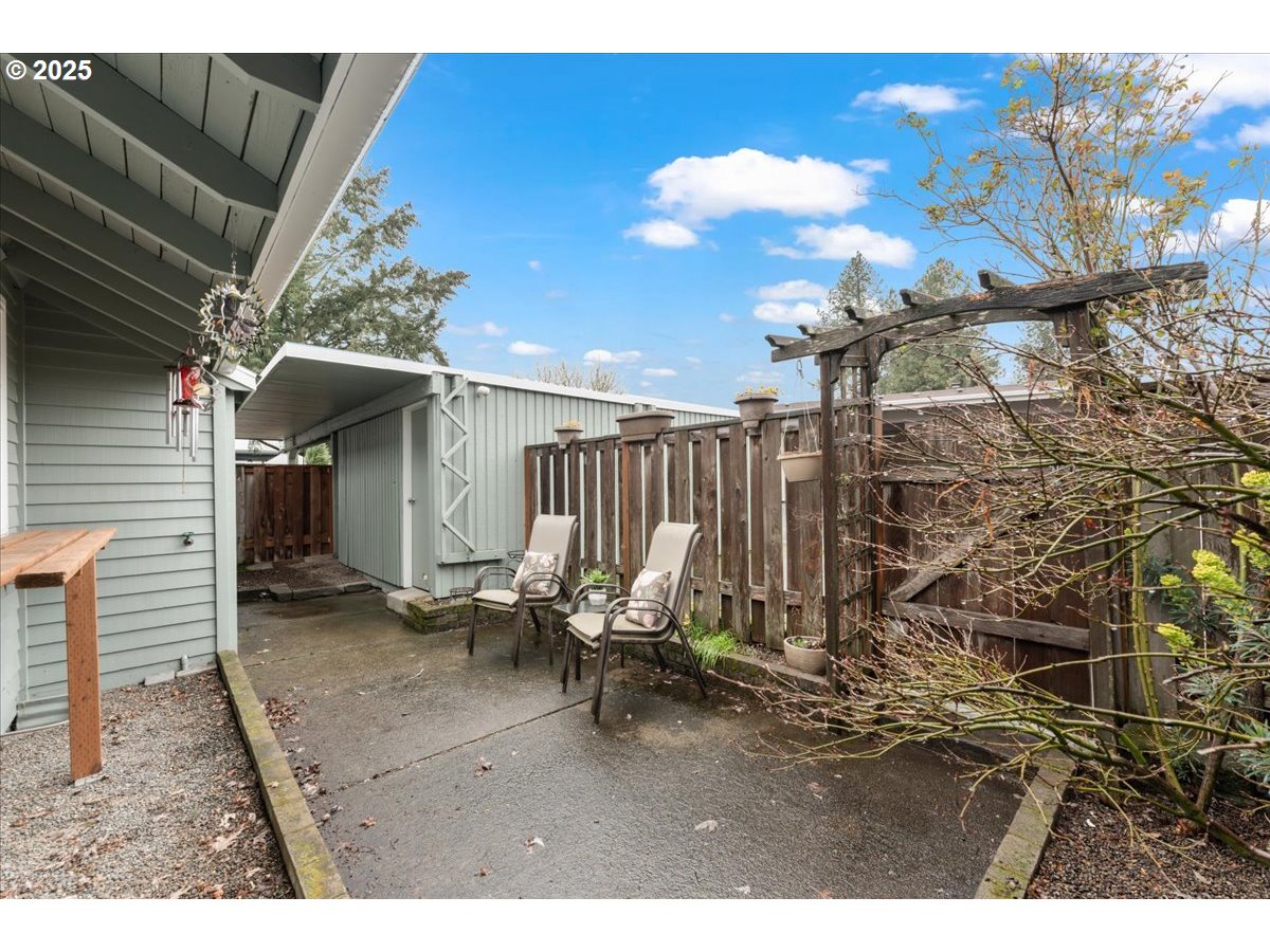 5206 Southwest Barclay Court Beaverton, OR 97005 - Photo 18 of 28 Backyard