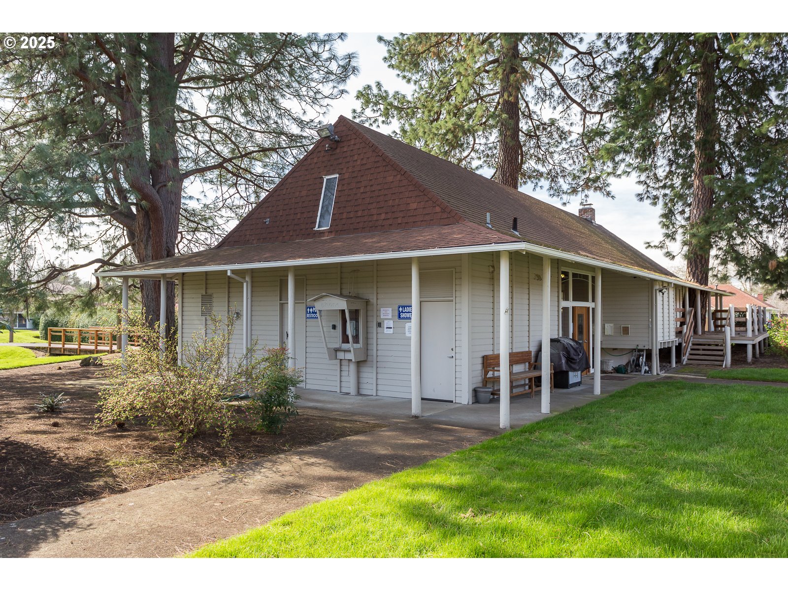 5206 Southwest Barclay Court Beaverton, OR 97005 - Photo 22 of 28 Community Club House