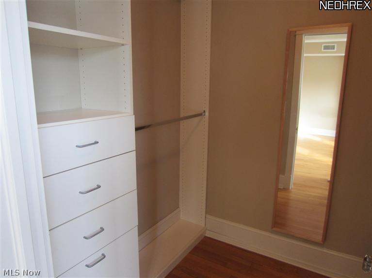 2476 Derbyshire Road Cleveland, OH 44106 - Photo 7 of 12