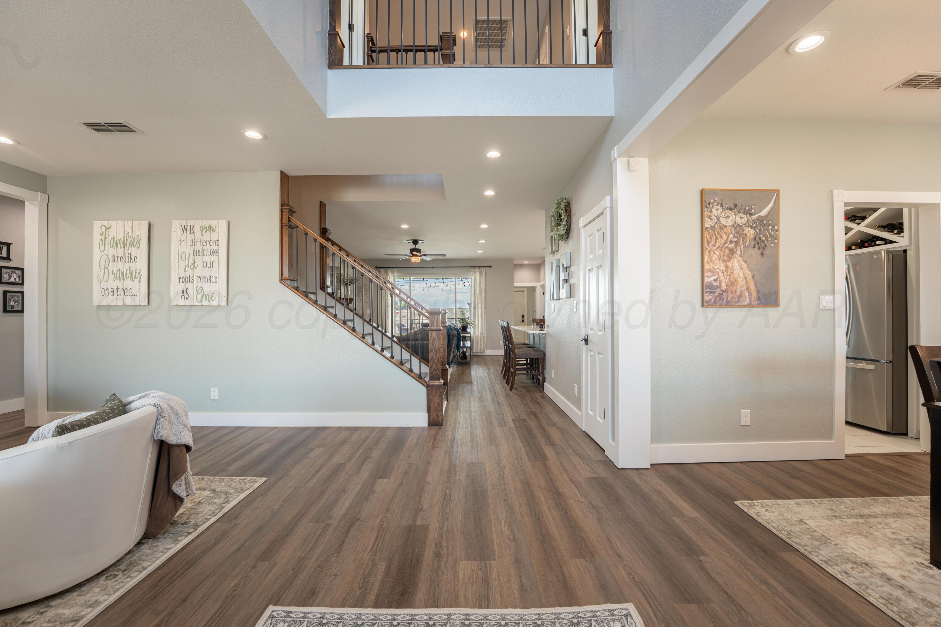 1251 South Girl Scout Road Amarillo, TX 79124 - Photo 23 of 86 23 LIVING