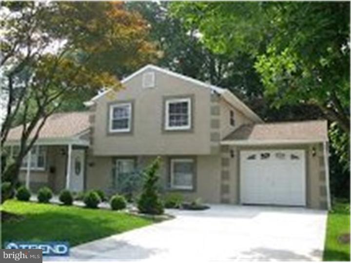 1144 Oak Leaf Lane Warminster, PA 18974 - Photo 1 of 10 Gallery Image 1