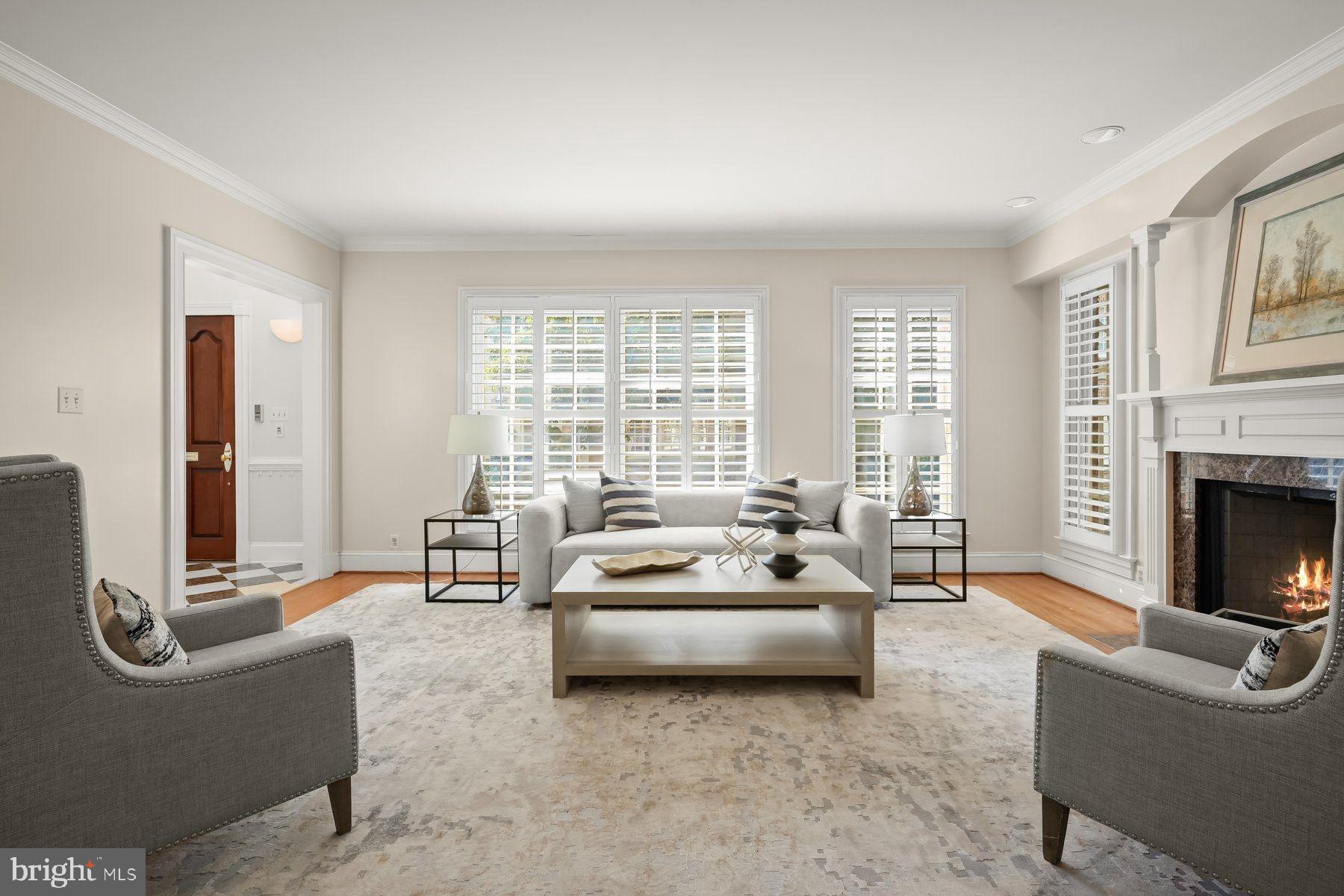 1620 Foxhall Road Northwest Washington, DC 20007 - Photo 4 of 27 Gallery Image 4