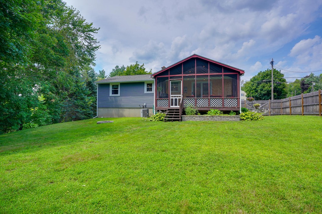 25 Bradford Road Hudson, MA 01749 - Photo 3 of 23 Gallery Image 3