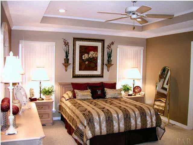 2565 Crescent Road Navarre, FL 32566 - Photo 14 of 15 MASTER SUITE