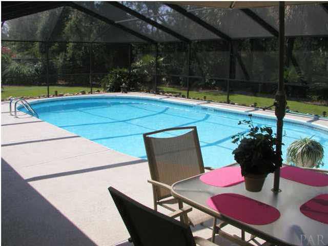 2565 Crescent Road Navarre, FL 32566 - Photo 4 of 15 SWIMMING POOL VIEW 2