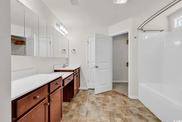 $387,500 | 248 Timber Run Drive, Hemingway, SC 29554