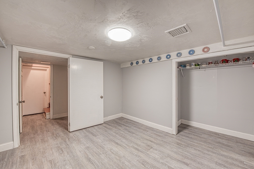 7 Laurel Road Sharon, MA 02067 - Photo 21 of 31