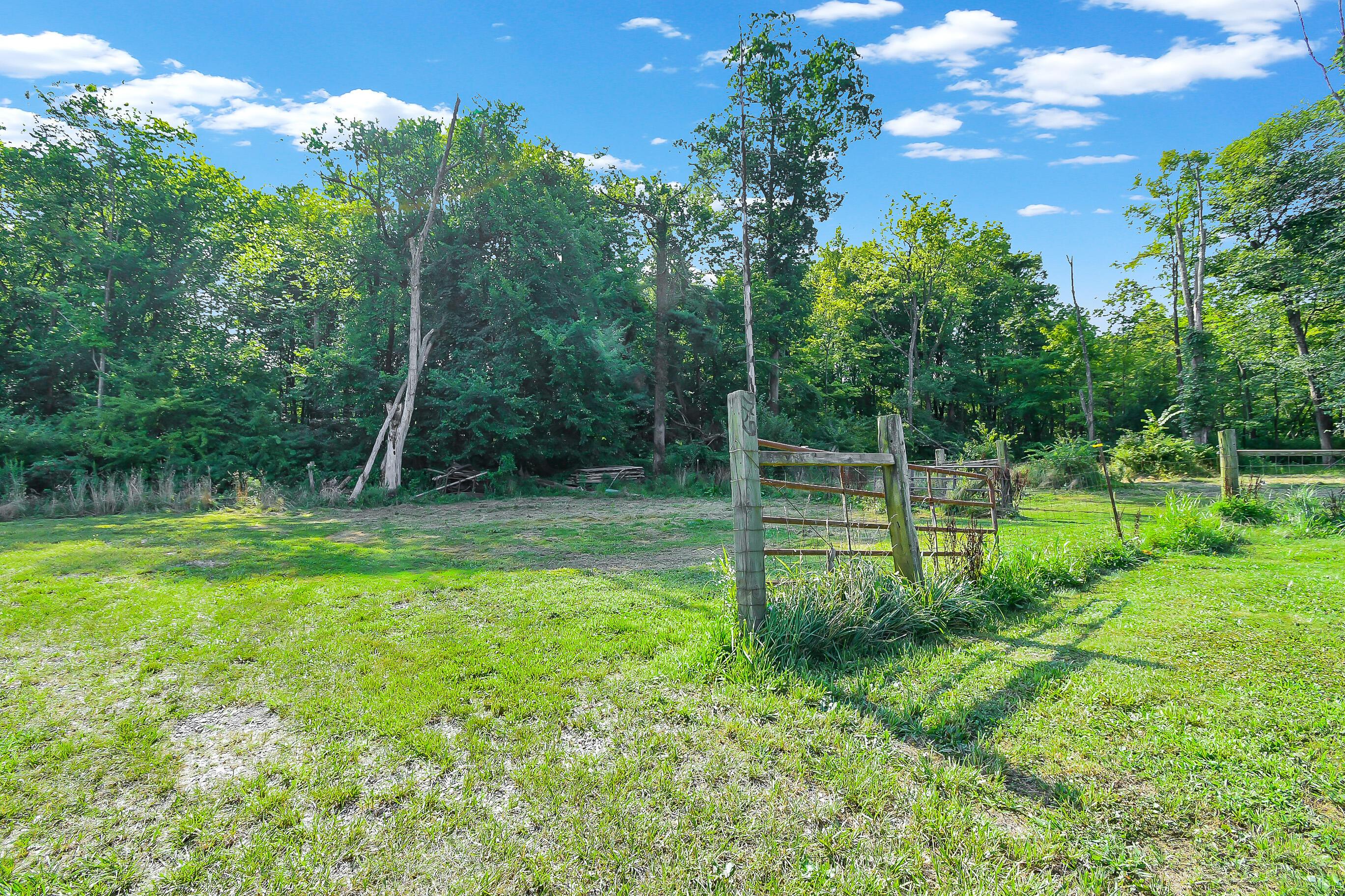 8959 Jacksontown Road Heath, OH 43056 - Photo 40 of 43
