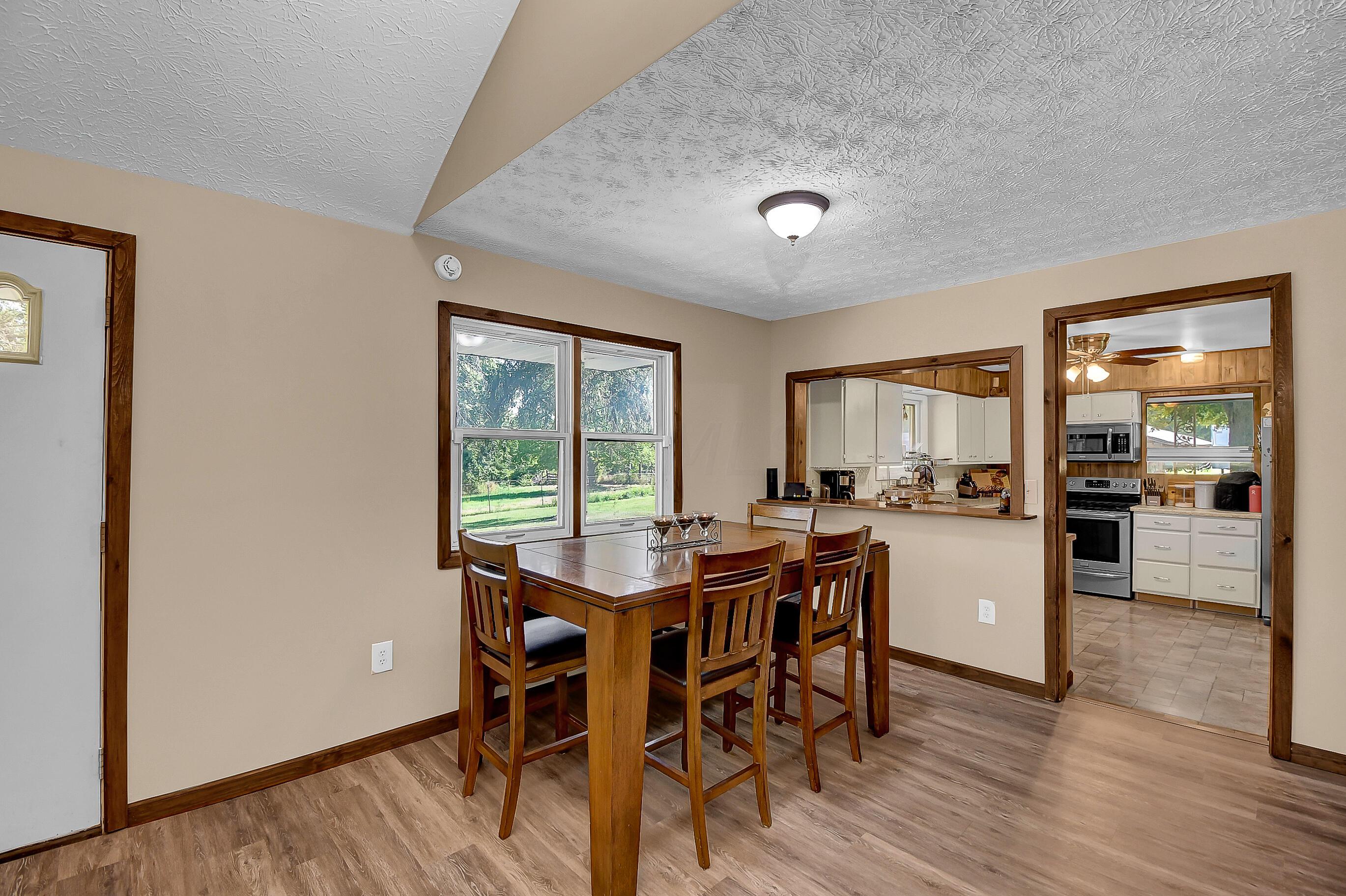 8959 Jacksontown Road Heath, OH 43056 - Photo 8 of 43