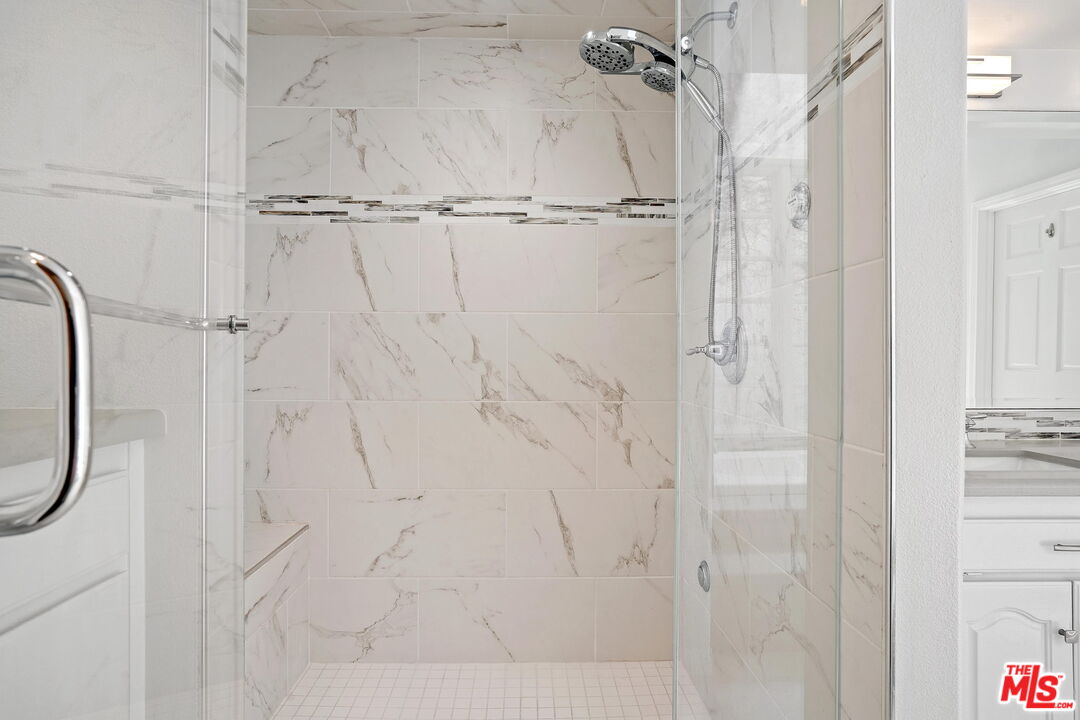 131 Reef Mall Marina del Rey, CA 90292 - Photo 27 of 43 a bathroom with a shower
