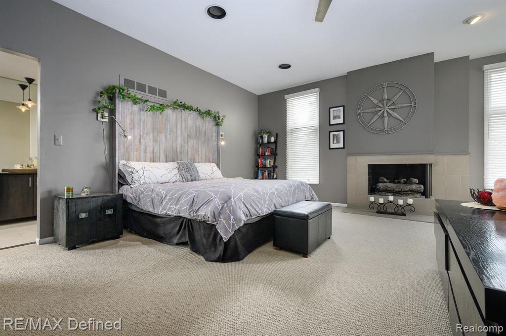 6358 Cherry Tree Court Rochester Hills, MI 48306 - Photo 23 of 47
