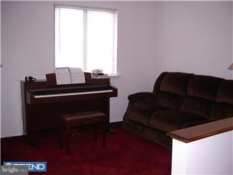 202 Hanover Court Chesterbrook, PA 19087 - Photo 10 of 12 Loft
