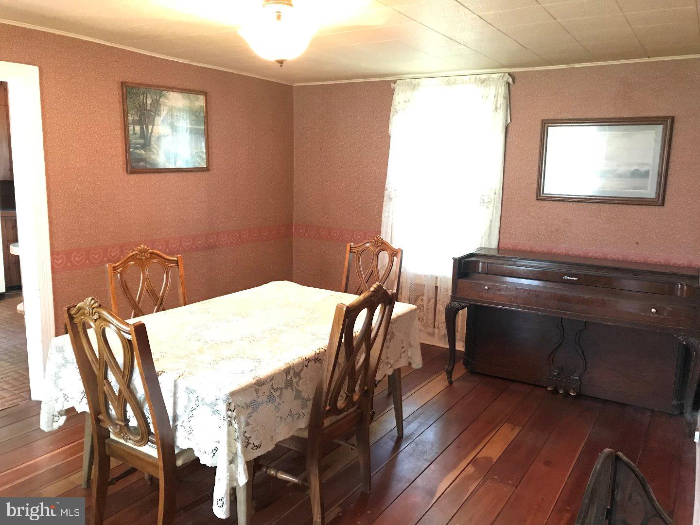 2000 Welsh Road Philadelphia, PA 19115 - Photo 6 of 23 Dining Room