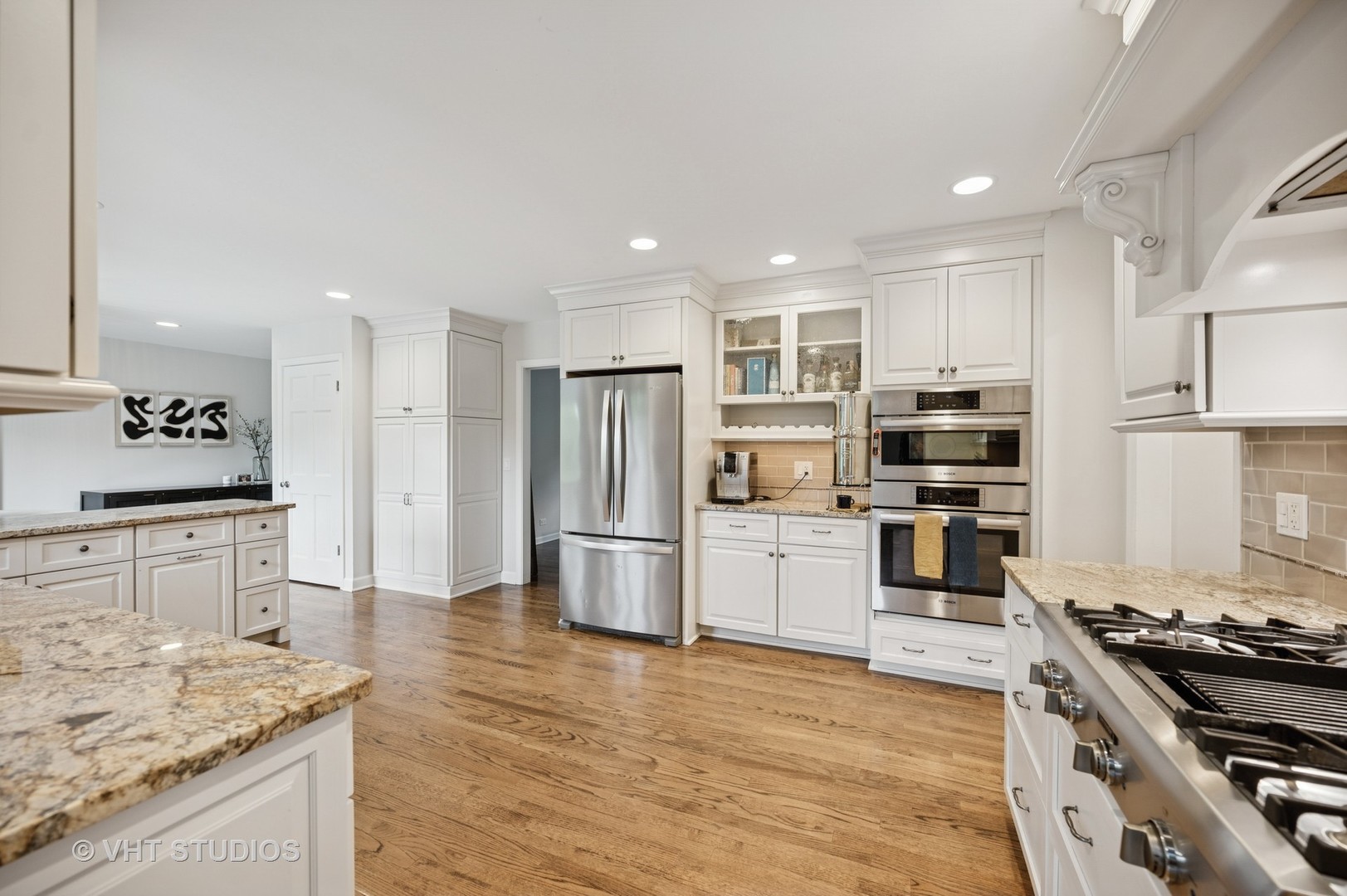 535 Shannon Road Deerfield, IL 60015 - Photo 7 of 52 Gallery Image 7