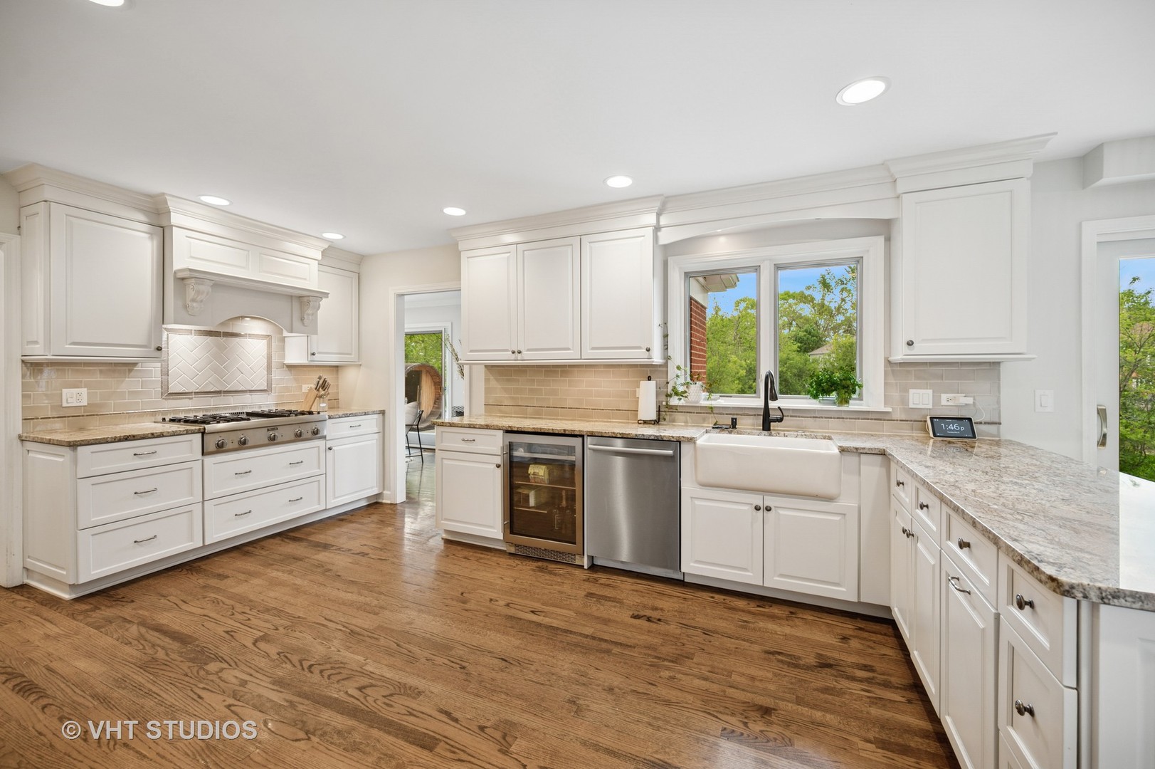535 Shannon Road Deerfield, IL 60015 - Photo 8 of 52 Gallery Image 8