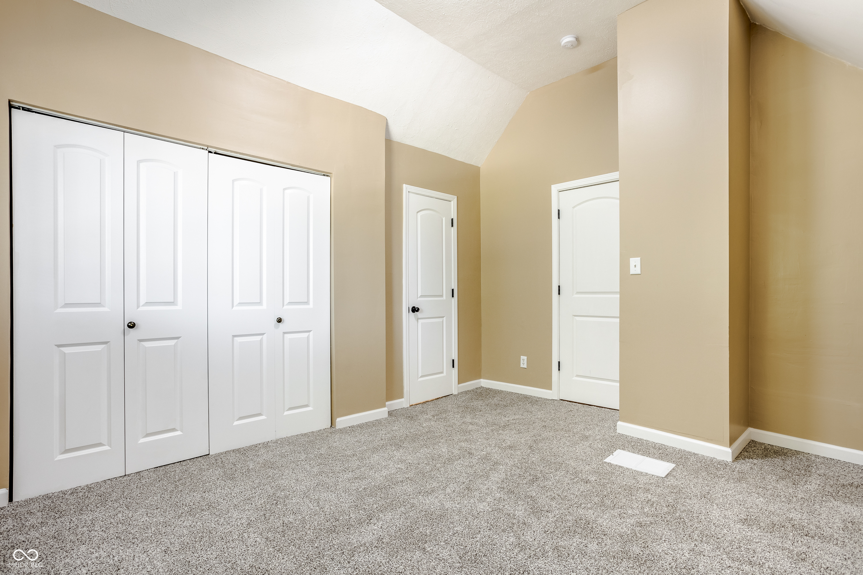 1531 North Rural Street Indianapolis, IN 46201 - Photo 11 of 19