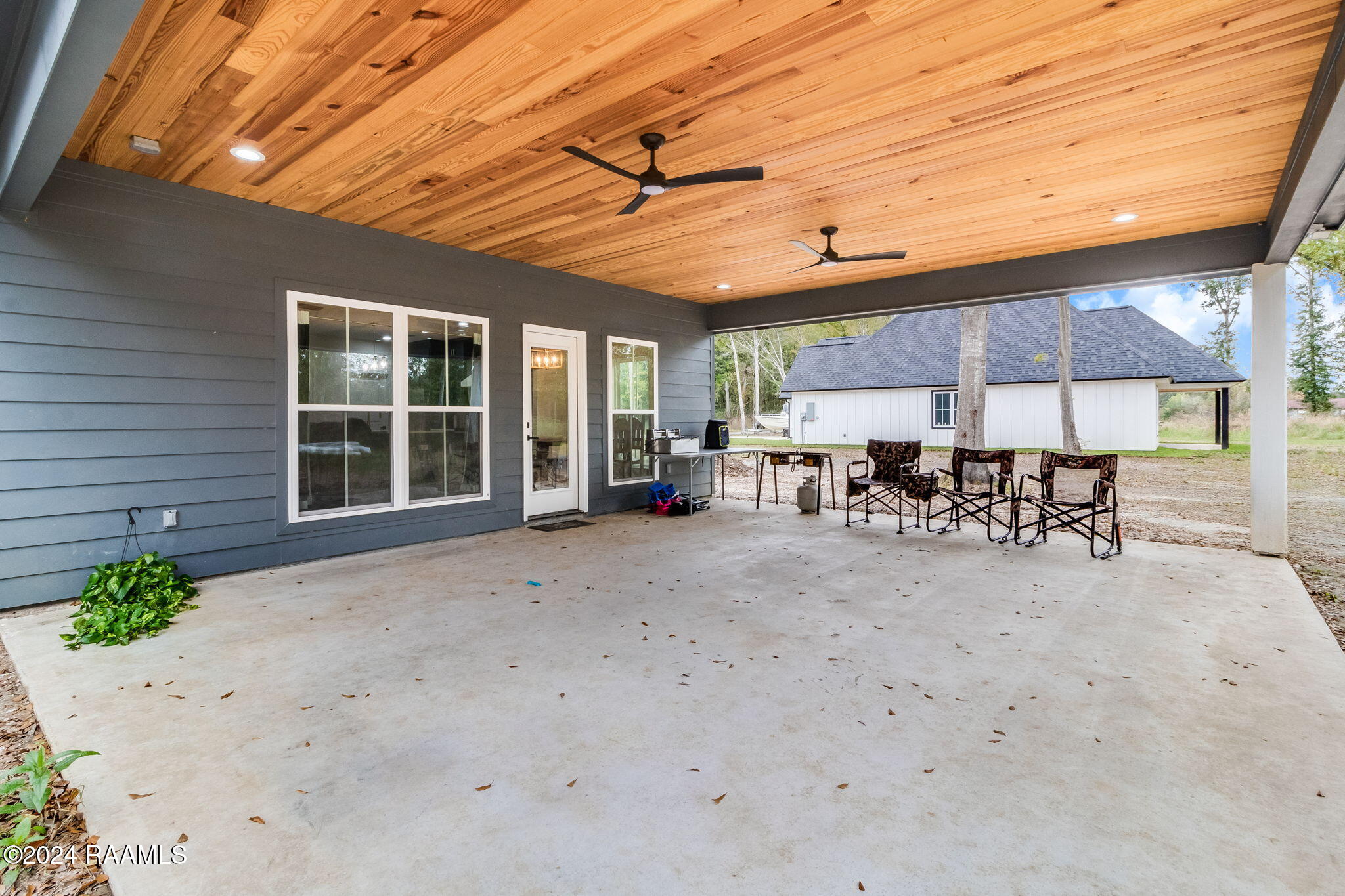720 Kilchrist Road Carencro, LA 70520 - Photo 19 of 22 16-web-or-mls-724 Kilchrist Rd-15