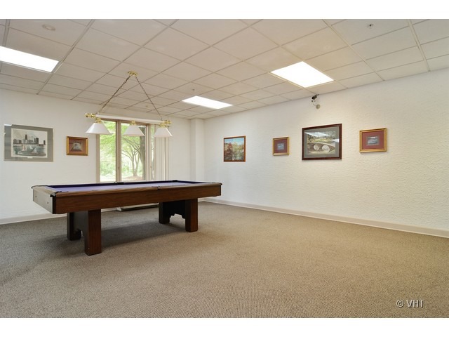 1 Renaissance Place, Unit 914 Palatine, IL 60067 - Photo 7 of 10
