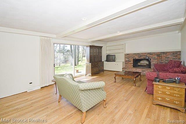 4134 Nearbrook Road Bloomfield Hills, MI 48302 - Photo 7 of 25 Family Room