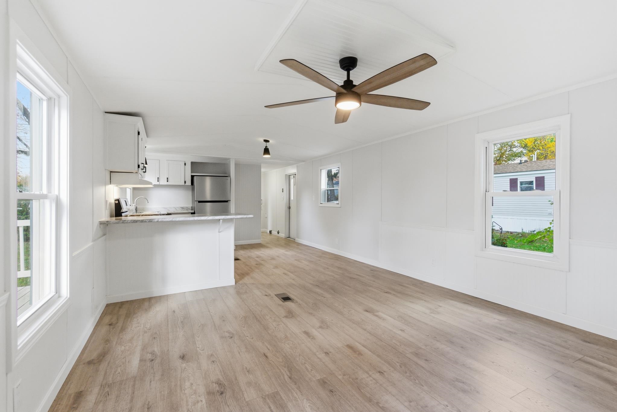 41 Longmeadow Drive Concord, NH 03301 - Photo 10 of 32