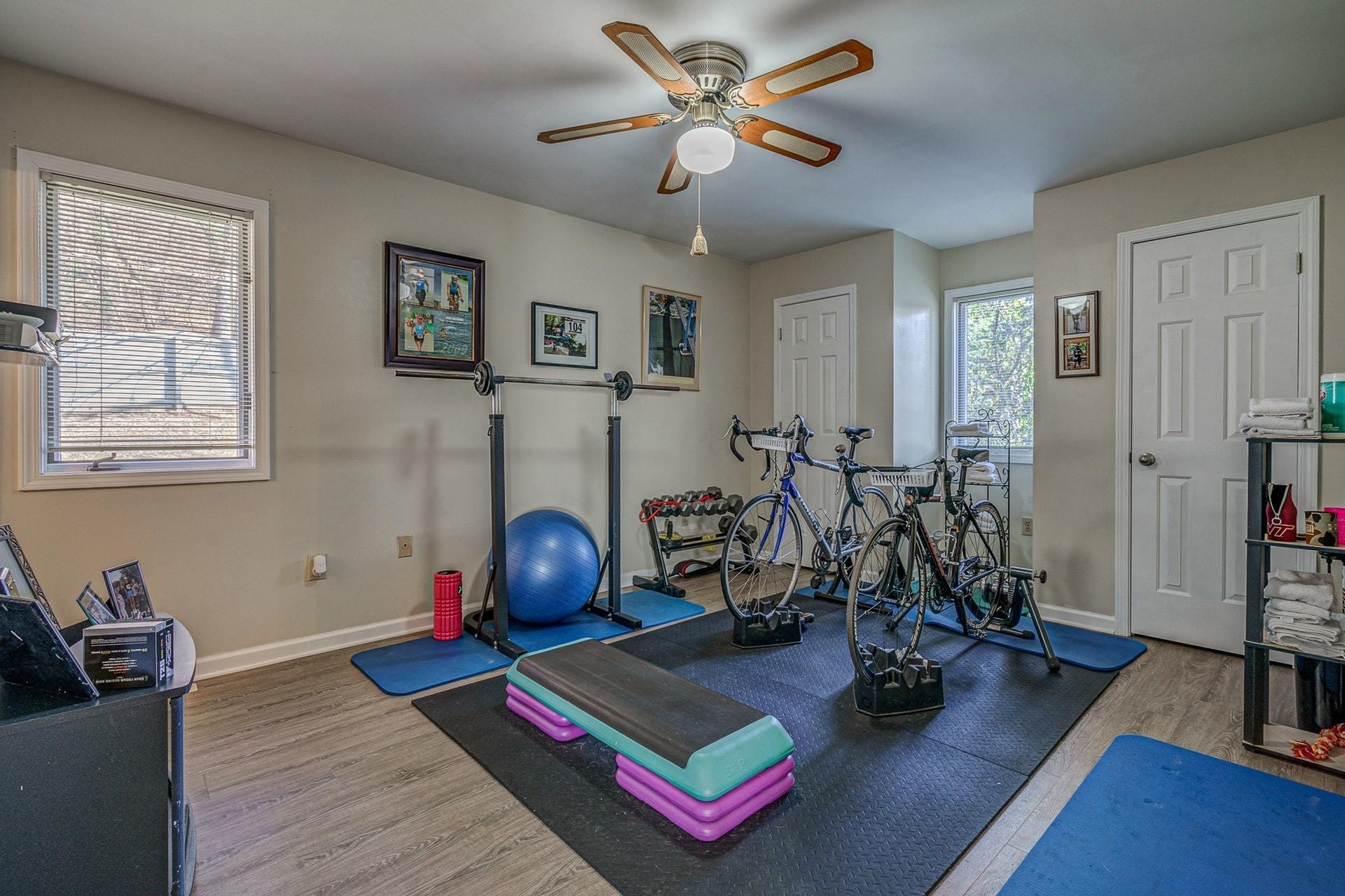 708 Beech Road Salem, VA 24153 - Photo 32 of 44 030-334589-708 Beech Road 030_8462975