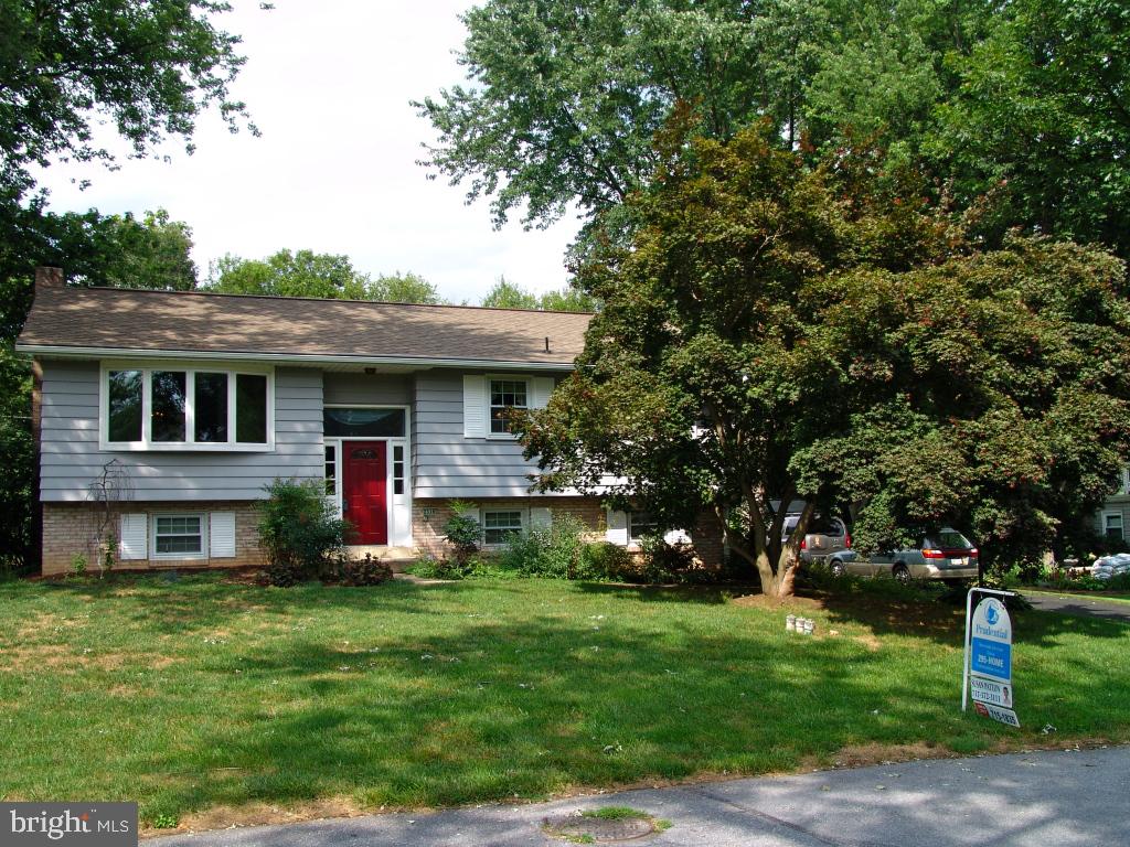 2318 Beacon Hill Road Lancaster, PA 17601 - Photo 1 of 14 Gallery Image 1