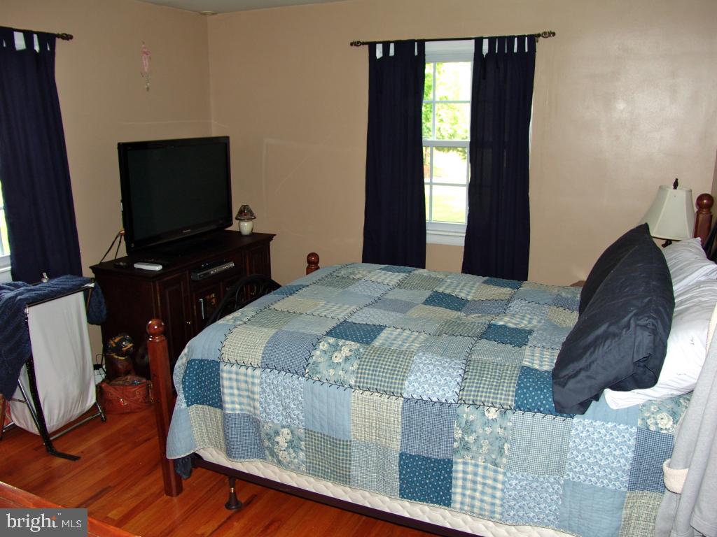 2318 Beacon Hill Road Lancaster, PA 17601 - Photo 7 of 14 Gallery Image 7