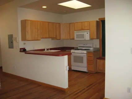 $2,700 | 37 Regent Street, Unit 3, Cambridge, MA 02140