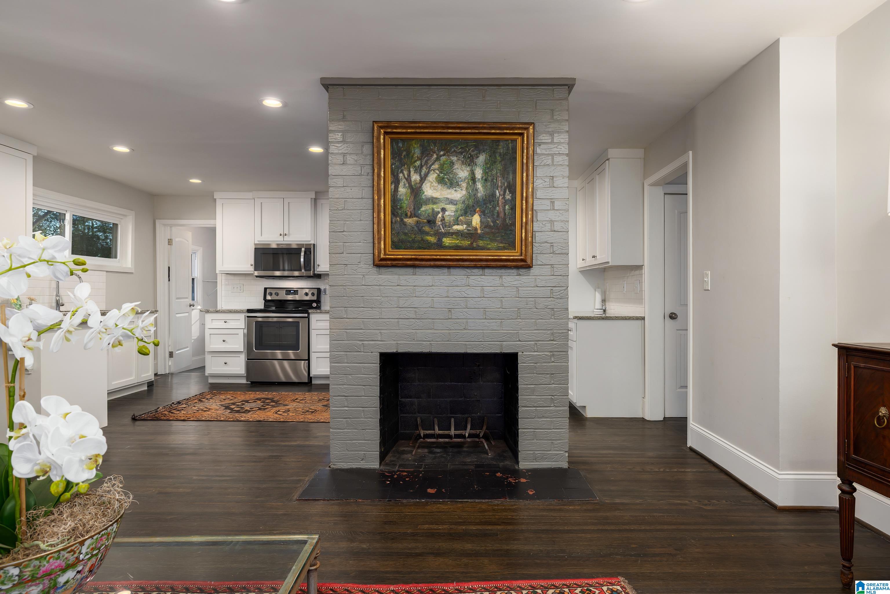 216 Stacy Street Birmingham, AL 35213 - Photo 13 of 49