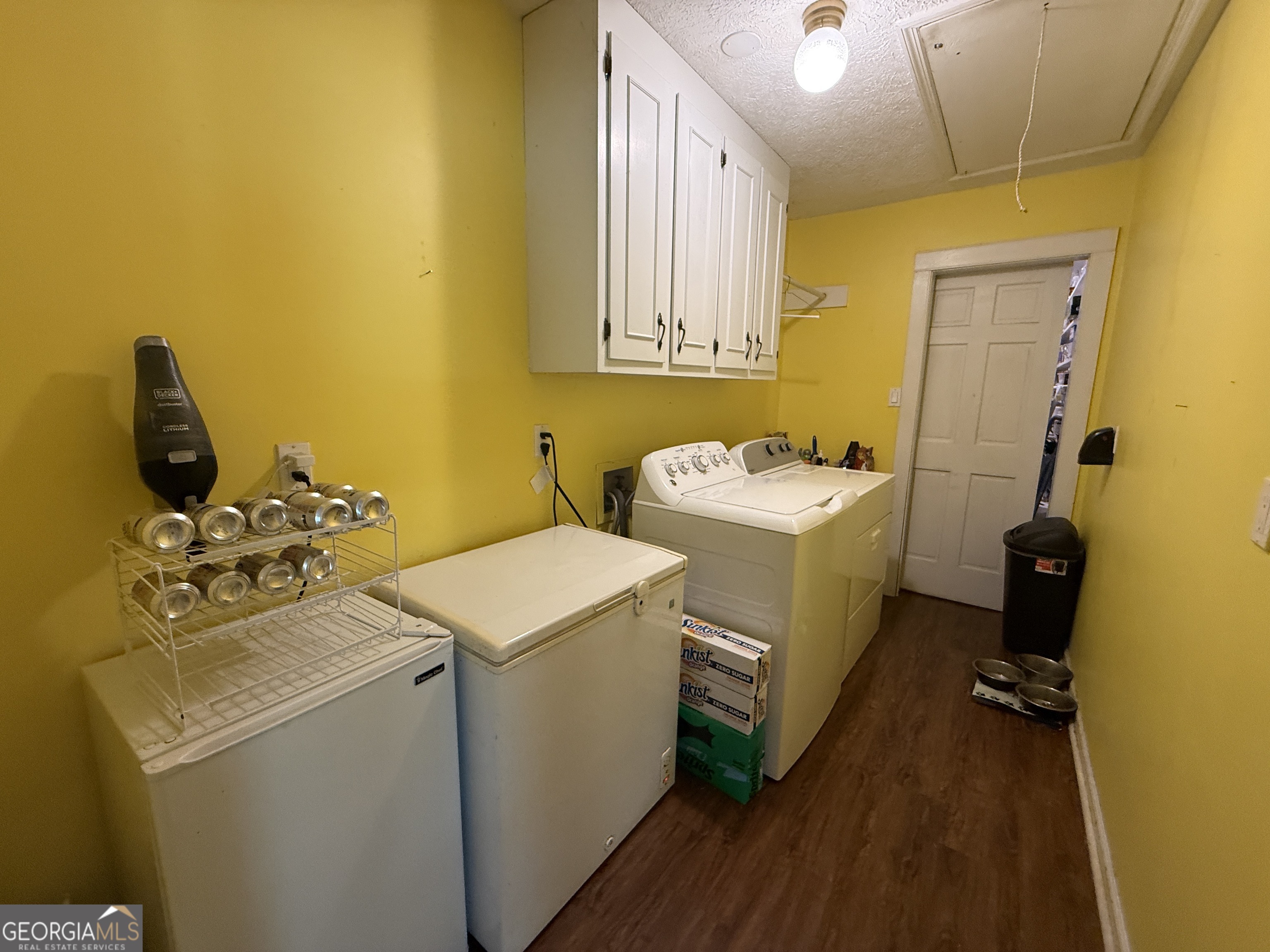 104 Monte Place Cordele, GA 31015 - Photo 31 of 52 a utility room with dryer and washer