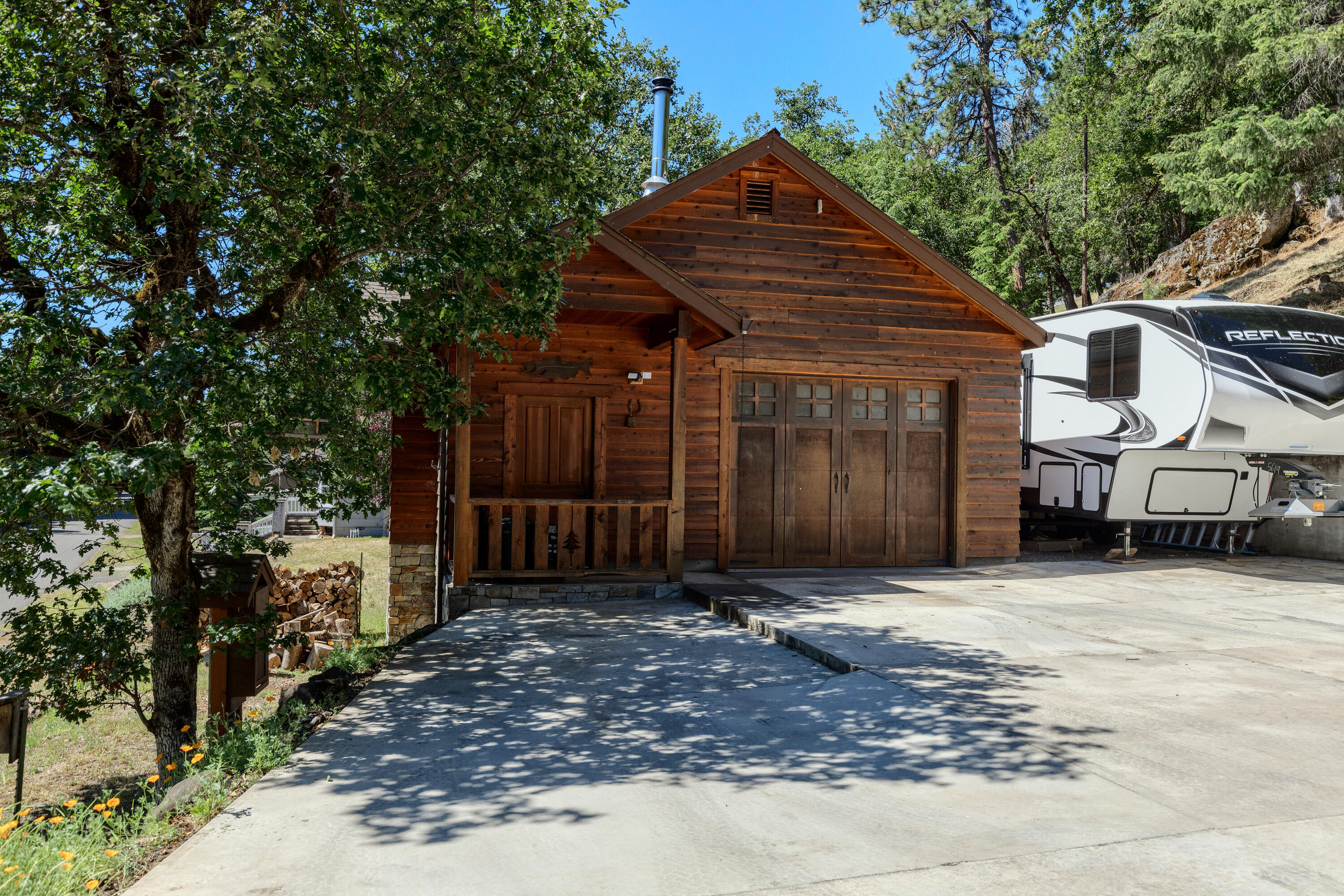 340 Rene Drive Shady Cove, OR 97539 - Photo 40 of 43 RD(10)