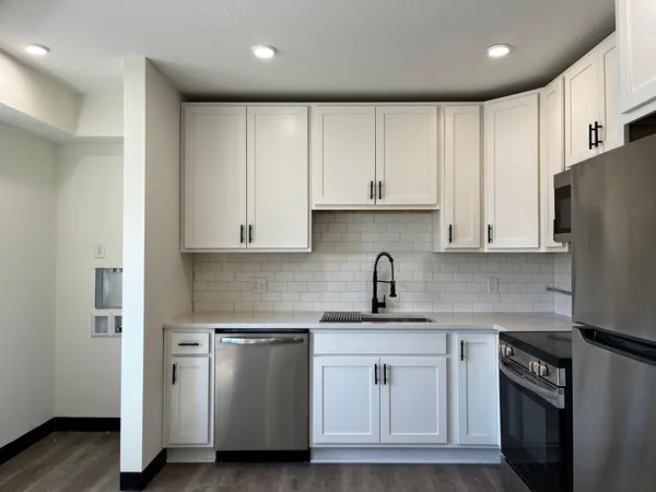 $1,350,000 | 480 8th Street, Red Wing, MN 55066