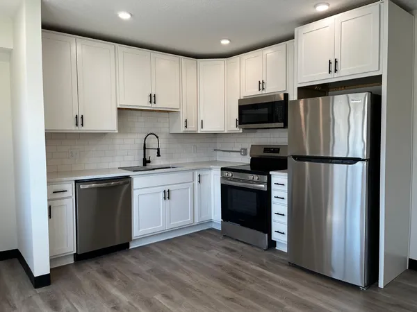 $1,350,000 | 480 8th Street, Red Wing, MN 55066