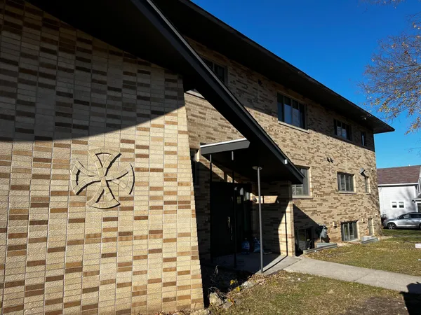 $1,350,000 | 480 8th Street, Red Wing, MN 55066