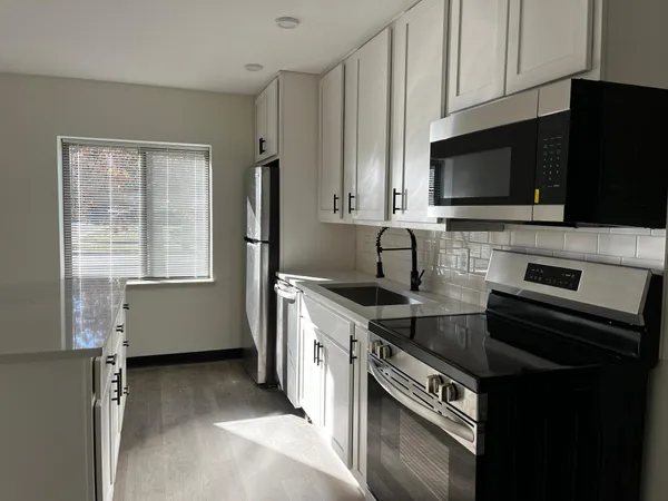 $1,350,000 | 480 8th Street, Red Wing, MN 55066