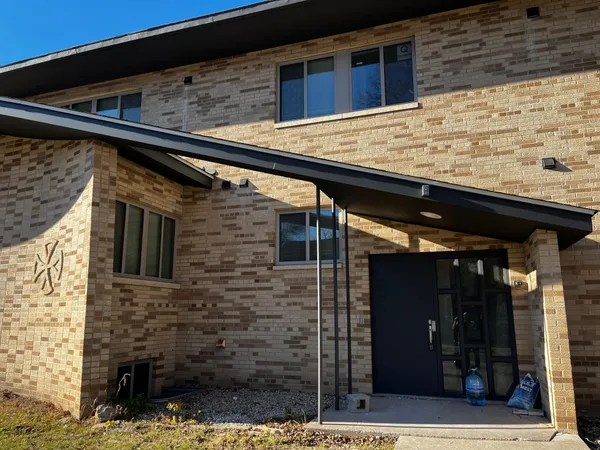 $1,350,000 | 480 8th Street, Red Wing, MN 55066