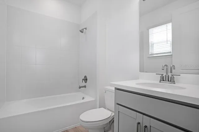 $429,999 | 747 Steel Drive, Ruskin, FL 33570