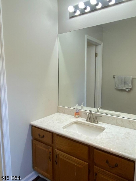 8 Dunbar Court, Unit 8 Bedminster, NJ 07921 - Photo 13 of 20