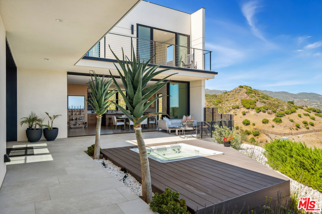 33433 Decker School Road Malibu, CA 90265 - Photo 51 of 53