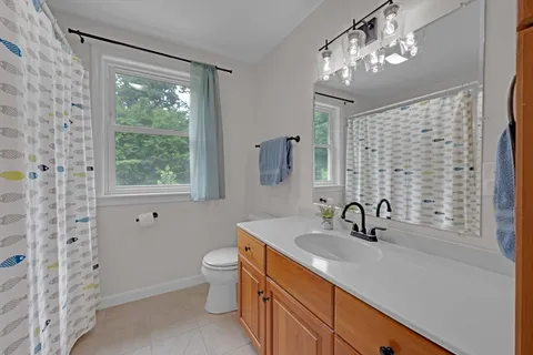 $685,000 | 180 Cedar Street, Sturbridge, MA 01566