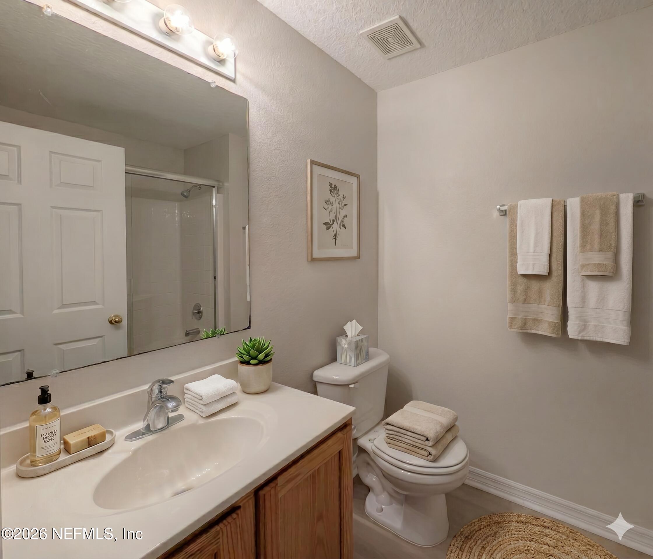 10499 Autumn Trace Road Jacksonville, FL 32257 - Photo 8 of 27 Hall Bathroom
