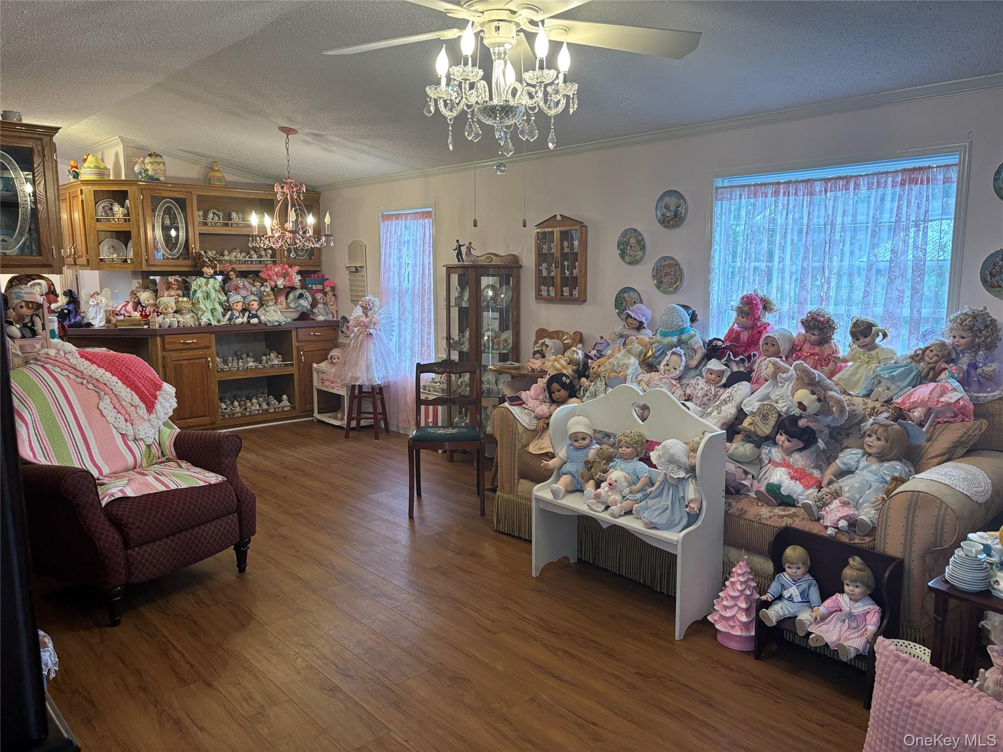 1661 Old Country Road, Unit 125 Riverhead, NY 11901 - Photo 5 of 22