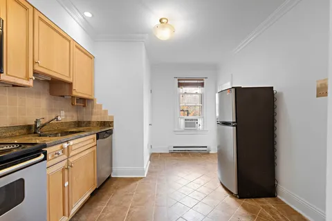 $385,000 | 400 2nd Street, Unit 3, Jersey City, NJ 07302