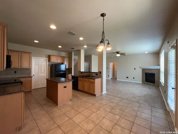 $2,550 | 9850 Gazelle Ford, San Antonio, TX 78251